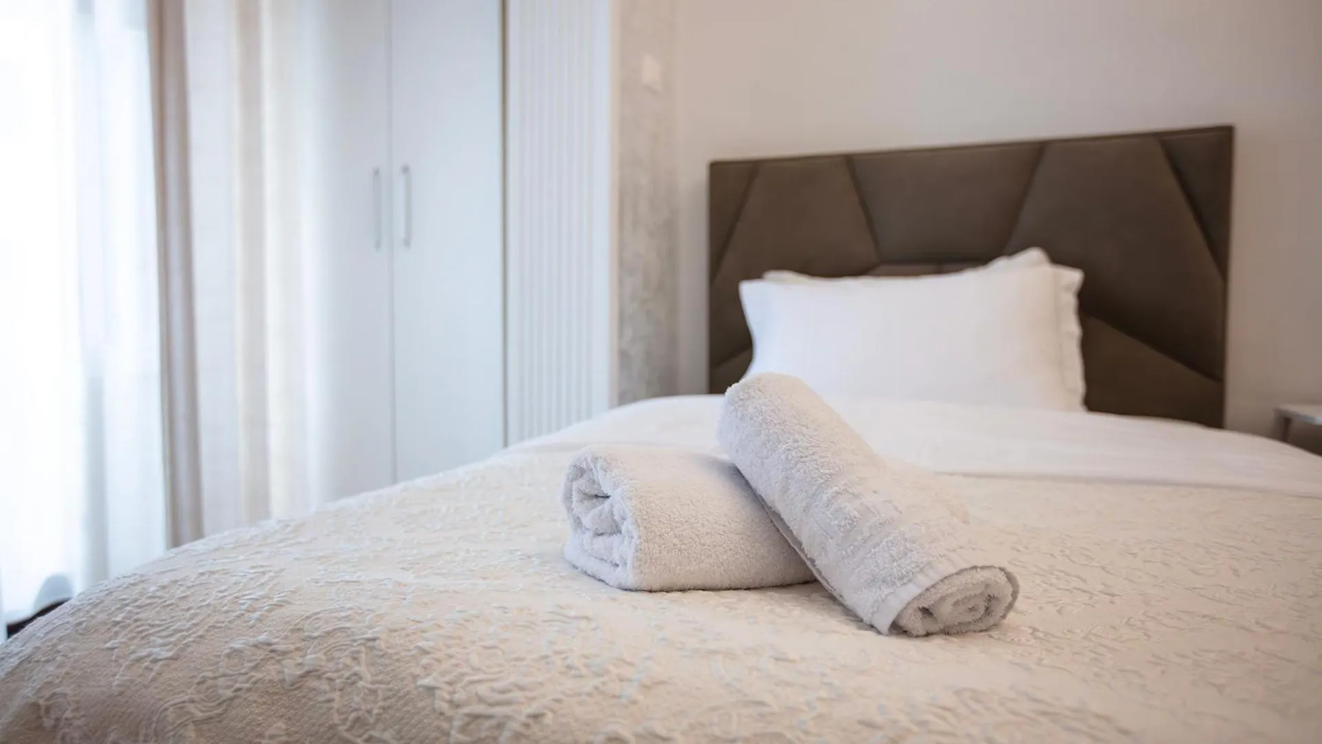 Tirana Center Apartment - Zogu I Boulevard Albanie