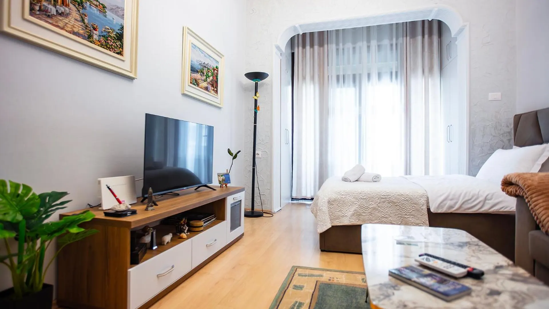 Tirana Center Apartment - Zogu I Boulevard 0*,
